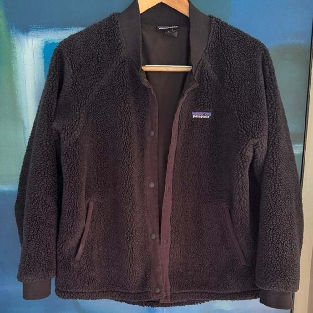 Patagonia Black Sherpa Women's Sherpa Bomber Jacket